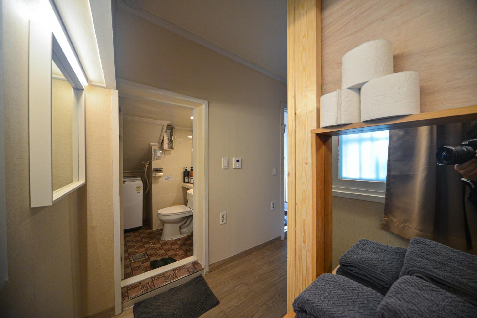 Helloworld Guesthouse Seoul Exterior photo